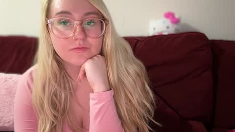 vanillapuddingpie online show from 01.27.25