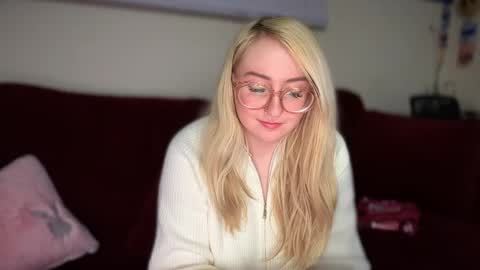 vanillapuddingpie online show from 02.17.25