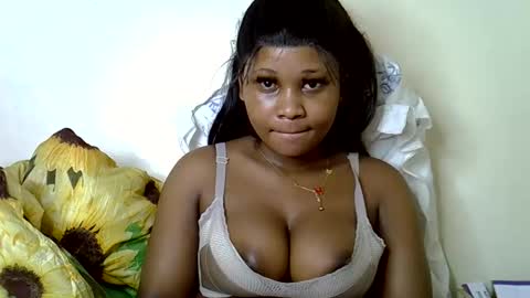 Snapshot of vanillavenus chatting on 09.20.25 vanillavenus online show from 09.20.25