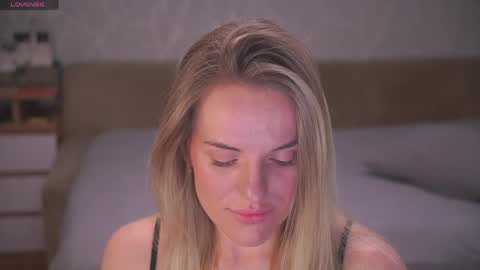 Sophie online show from 04.07.26