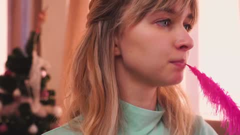 Heeeeey Im Hanna the art of tease  online show from 12.26.24
