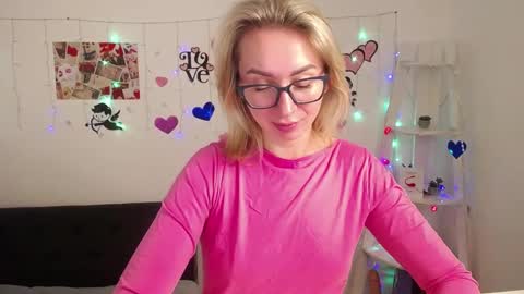 Snapshot of vasilisasii chatting on 01.15.25 Vasilisa online show from 01.15.25