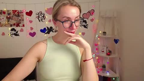 Snapshot of vasilisasii chatting on 01.24.25 Vasilisa online show from 01.24.25
