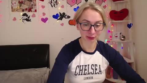 Snapshot of vasilisasii chatting on 01.31.25 Vasilisa online show from 01.31.25