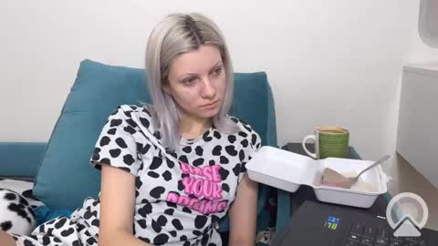 Vasya Sylvia online show from 02.20.25