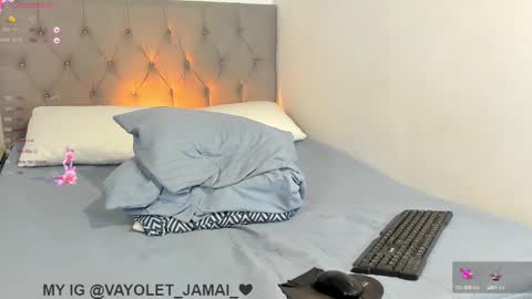 Hi Im Vayolet online show from 12.20.24