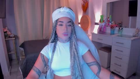 Vayolett Bass online show from 02.01.26