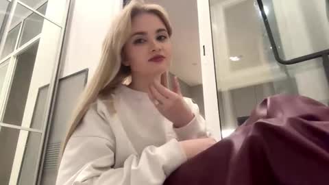 Monika online show from 02.11.26