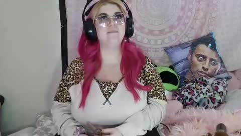 Snapshot of veelehanex3 chatting on 01.16.25 Veronica Lehane online show from 01.16.25