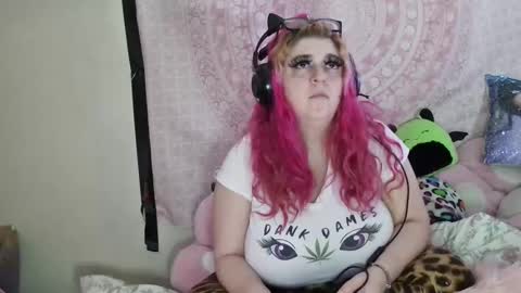 Snapshot of veelehanex3 chatting on 01.30.25 Veronica Lehane online show from 01.30.25