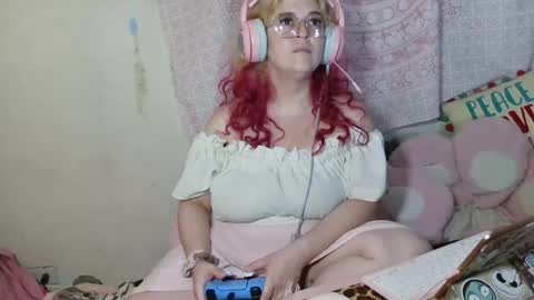 Snapshot of veelehanex3 chatting on 07.09.26 Veronica Lehane online show from 07.09.26