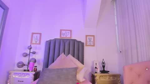   online show from 09.24.25