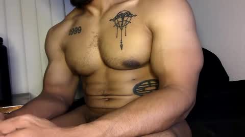 Vegas Love online show from 11.17.25