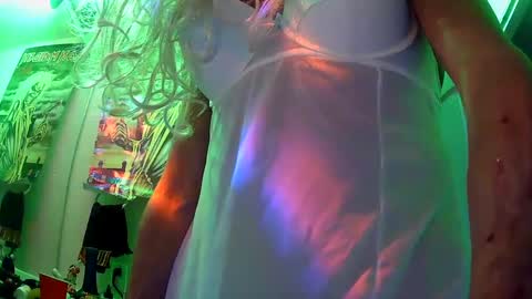 Snapshot of vegasmd chatting on 02.15.25 vegasmd online show from 02.15.25