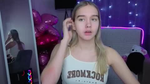 Snapshot of vel1ka chatting on 02.18.26 Barbara online show from 02.18.26