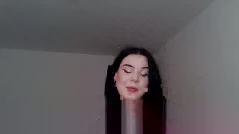 velinora_19 online show from 11.02.25