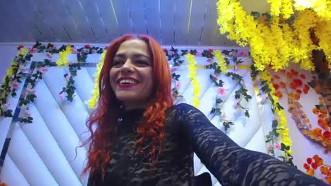 Snapshot of vellaparis chatting on 01.17.25 vellaparis online show from 01.17.25