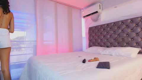 Snapshot of velunawings chatting on 03.04.26 Barbie luna online show from 03.04.26