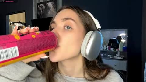 Nia online show from 03.30.26