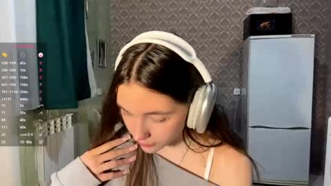 Nia online show from 04.14.26