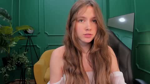 velvet_cherry online show from 01.23.25