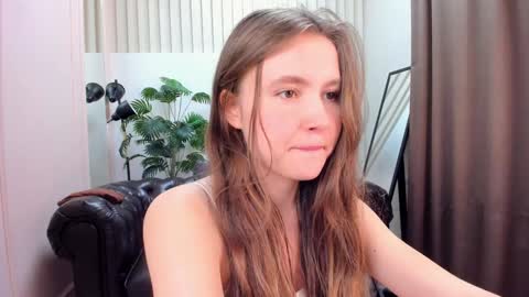 velvet_cherry online show from 02.05.25