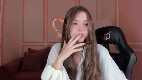 velvet_cherry online show from 09.24.25