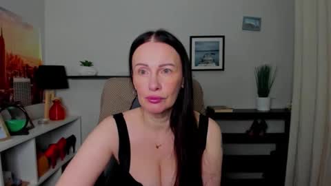 Jasmine online show from 11.25.25