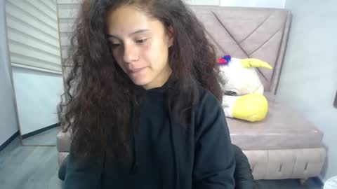 velvet_moon_v online show from 09.24.25