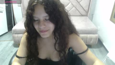 velvet_moon_v online show from 02.23.26