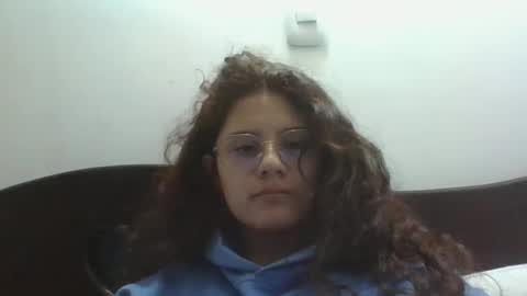 velvet_moon_v online show from 04.22.26