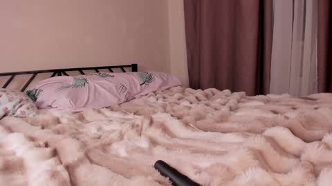 Snapshot of velvetanna1 chatting on 01.22.25 Hey there Im Anna online show from 01.22.25