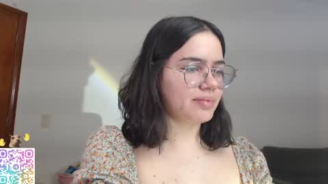 Snapshot of velvetcrystal chatting on 07.06.26 Crystal PVT OPEN online show from 07.06.26