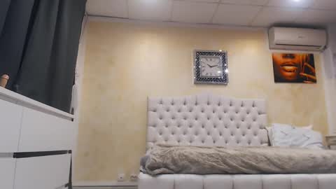 velvetmarsha online show from 02.15.25