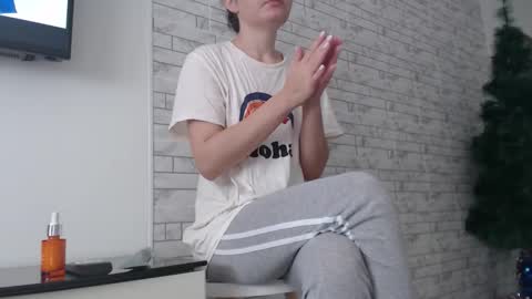 velvetmoon123 online show from 11.24.25