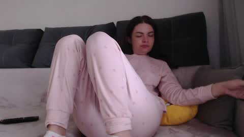 velvetmoon123 online show from 03.31.26