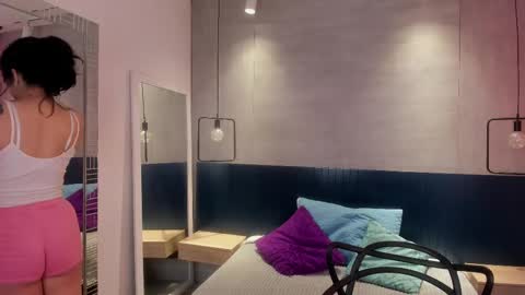 Snapshot of velvettease_ chatting on 10.03.25 velvettease_ online show from 10.03.25