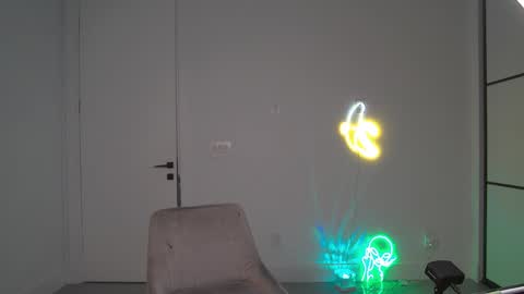 VelvetTGirl online show from 04.02.26