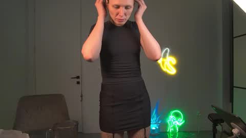 VelvetTGirl online show from 04.08.26