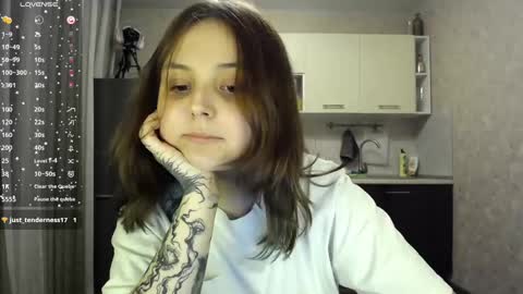 Snapshot of vendymories chatting on 01.12.25 eva 3 online show from 01.12.25