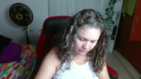 venecasexy44 online show from 09.09.25