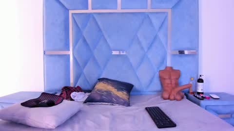 vennusasm1 online show from 09.25.25