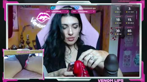 VenomLips online show from 09.12.25
