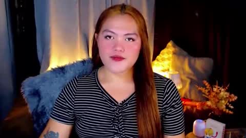 I am Colly Your mystery girl online show from 11.17.25