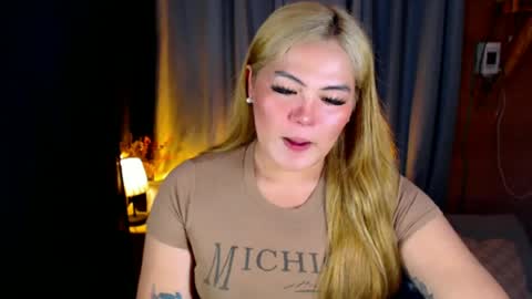Snapshot of venus_colly chatting on 06.22.26 I am Colly Your mystery girl online show from 06.22.26