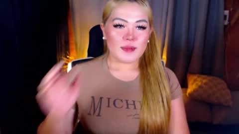 Snapshot of venus_colly chatting on 07.11.26 I am Colly Your mystery girl online show from 07.11.26