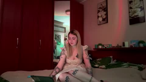 Arina online show from 09.14.25