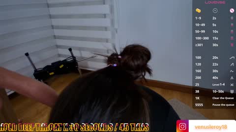Snapshot of venus_leroy chatting on 02.06.25 Venus online show from 02.06.25