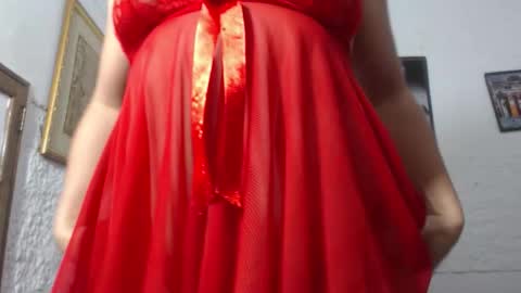 Snapshot of venus_lov chatting on 10.29.25 venus_lov online show from 10.29.25