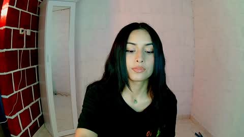emily independent account  MY conextion 1100 GTM  to  17hr GTM online show from 12.19.24